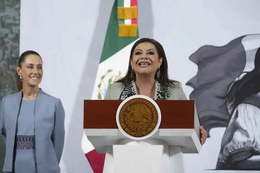 2025-11-27-Conferencia-de-prensa-matutina-Palacio-Nacional-18-HC