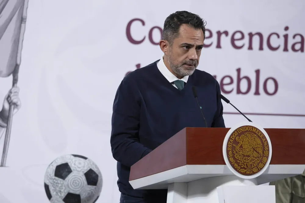 2025-11-18-Conferencia-de-prensa-matutina-Palacio-Nacional-24-JCB