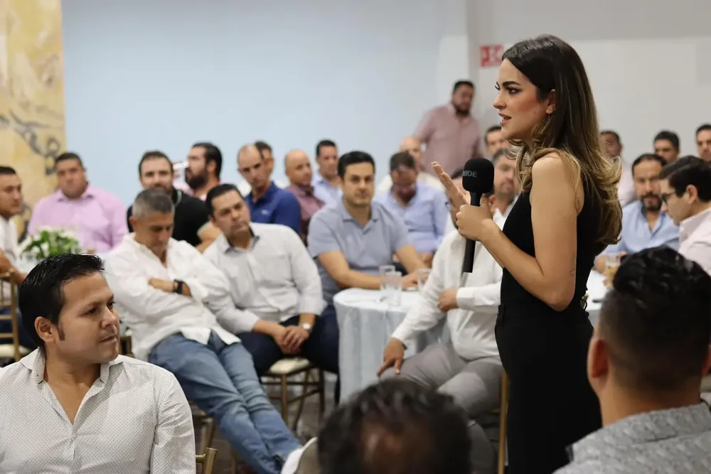 b0374c4f-fc8a-4cfd-90f2-e783ac401a15