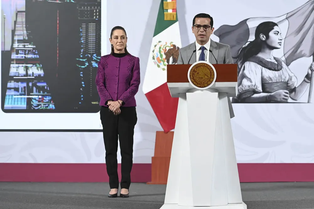 2025-11-19-Conferencia-de-prensa-matutina-Palacio-Nacional-06-SLE