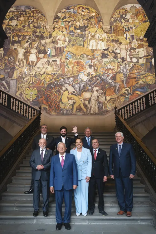 2024-09-30-Presidente-AMLO-Reunion-con-Presidentes-2