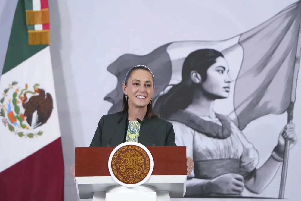 2025-12-10-Conferencia-de-prensa-matutina-Palacio-Nacional-15-HC