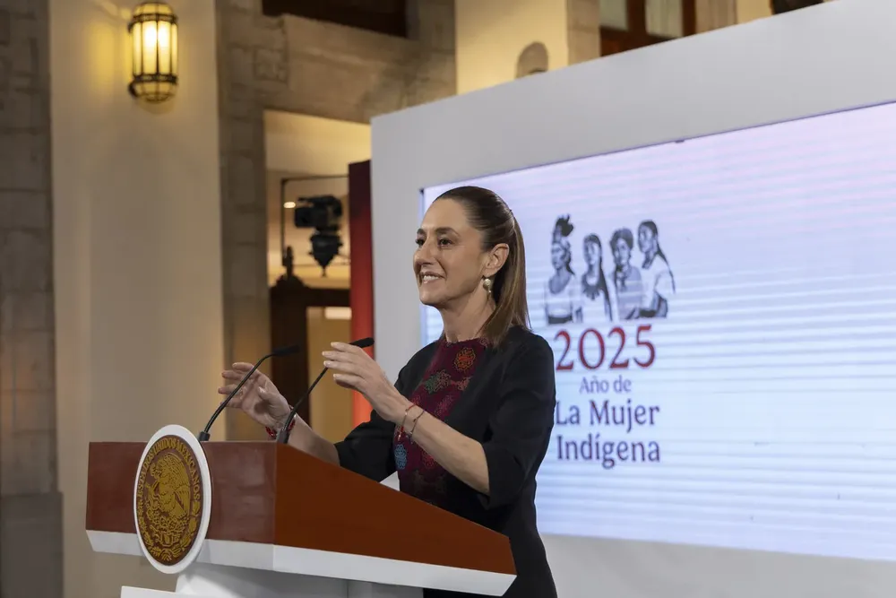 2025-08-27-Conferencia-de-prensa-matutina-Palacio-Nacional-03-JCB