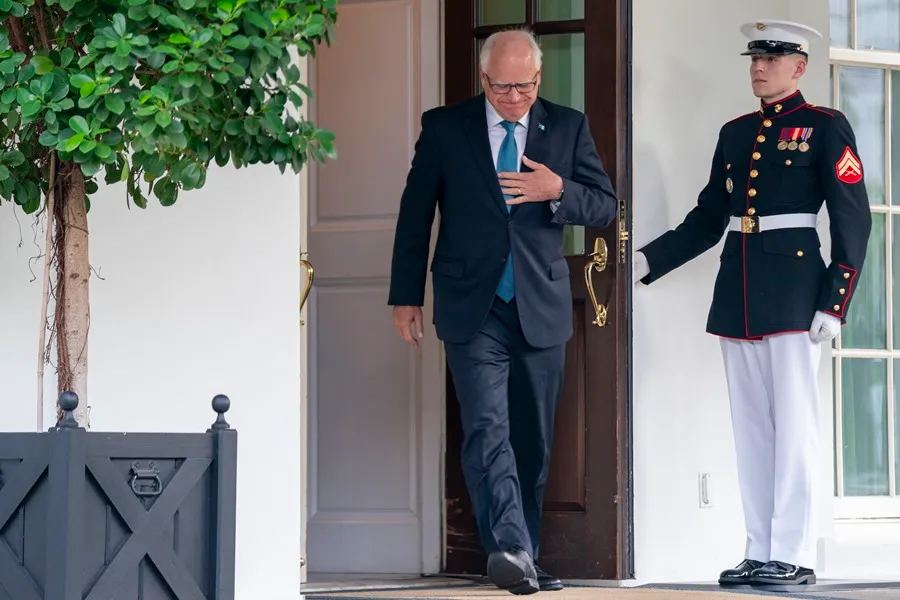 EA4093-USA-BIDEN-CAMPAIGN