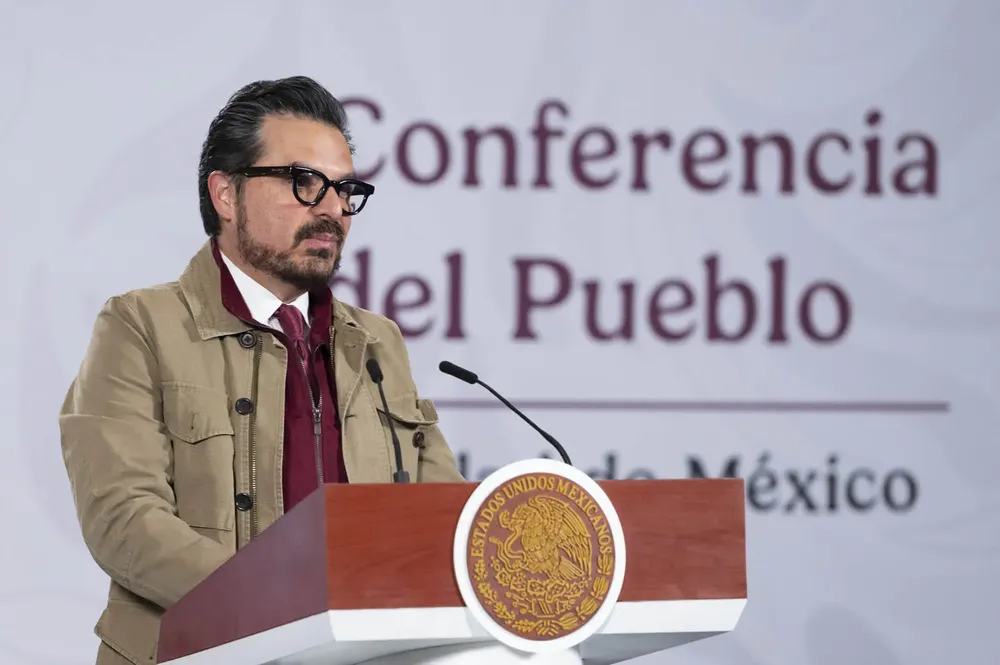 2025-12-02-Conferencia-de-prensa-matutina-Palacio-Nacional-17-SLE