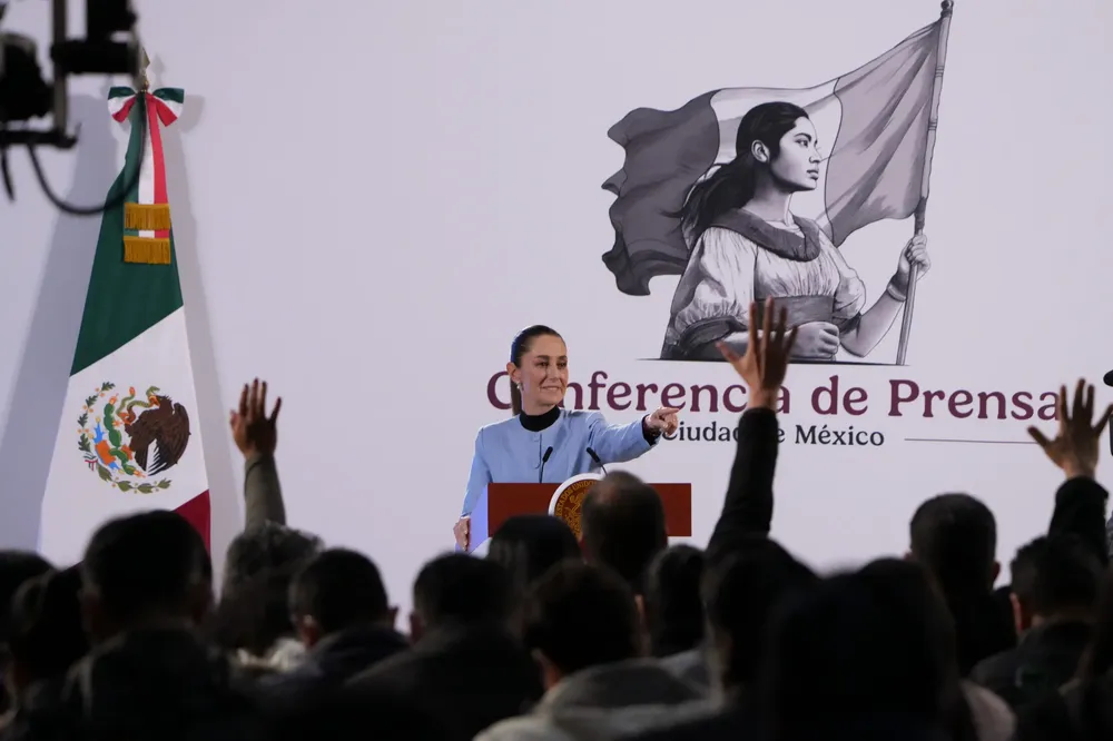 Conferencia_presidenta_at_10.01.14_AM__1_