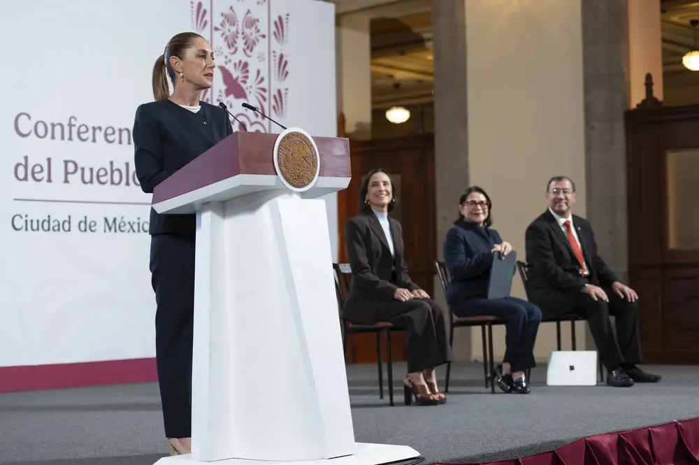 2025-08-26-Conferencia-de-prensa-matutina-Palacio-Nacional-03-SLE