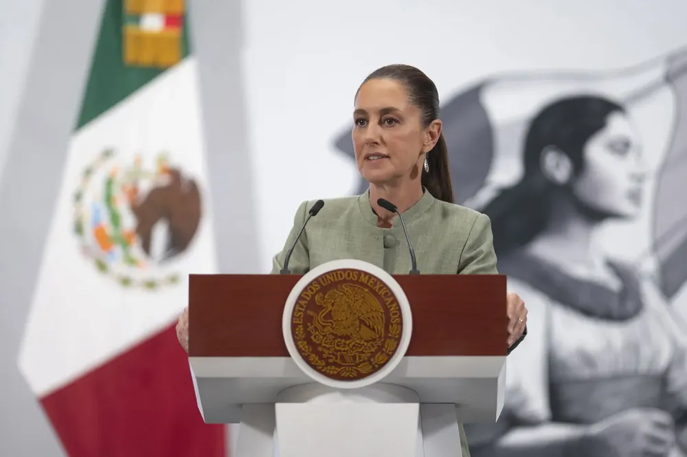 2025-05-14_Conferencia_de_prensa_matutina_-_Palacio_Nacional_02_SLE