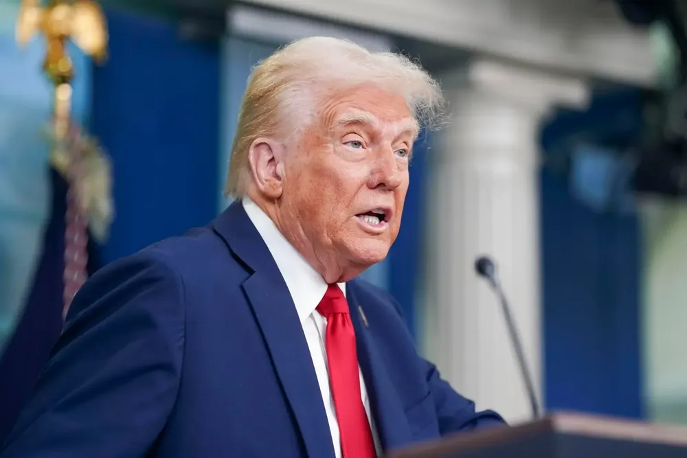 donald-trump-en-conferencia-de-prensa-sobre-accidente-aereo-en-washington