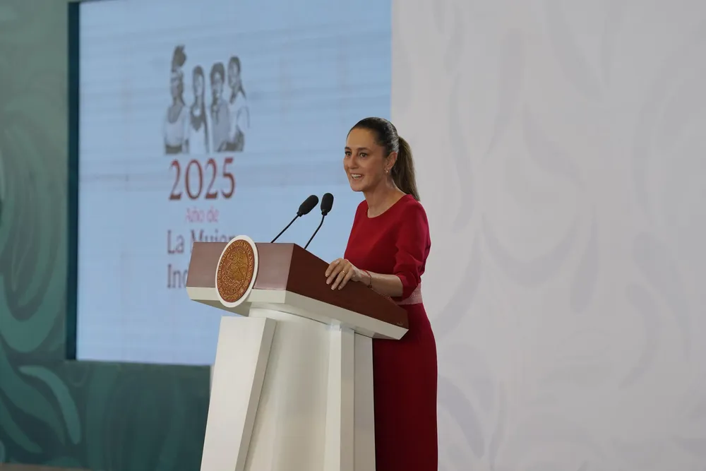 2025-08-15-Conferencia-de-prensa-matutina-Chetumal-Quintana-Roo-JR-08-scaled