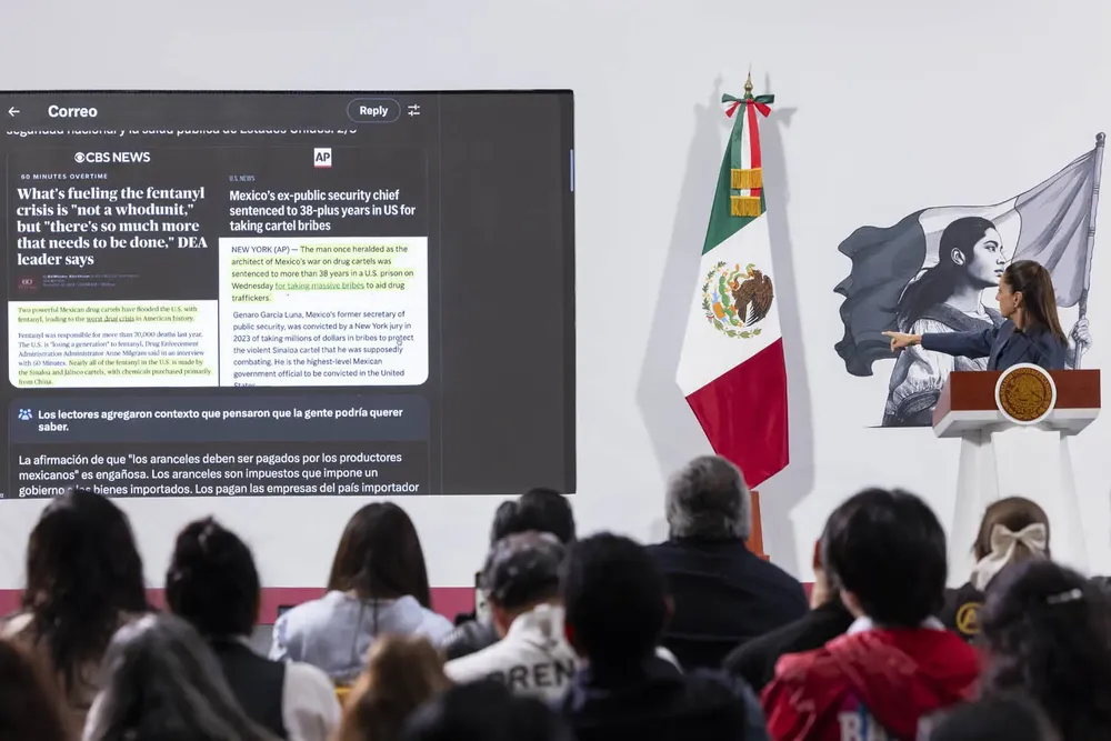 2025-07-17-Conferencia-de-prensa-matutina-Palacio-Nacional-15-GM
