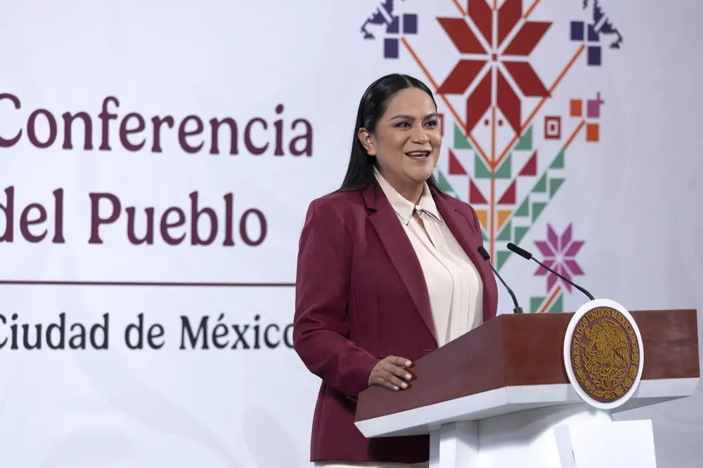 2025-10-27-Conferencia-de-prensa-matutina-Palacio-Nacional-15-JCB