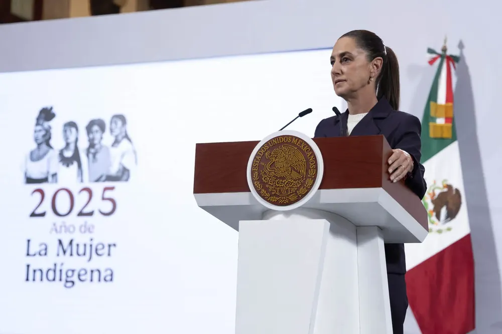 2025-11-05-Conferencia-de-prensa-matutina-Palacio-Nacional-11-JCB