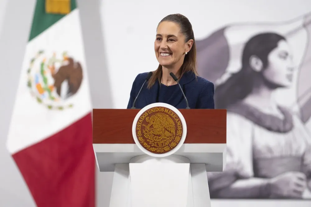 2025-09-24-Conferencia-de-prensa-matutina-Palacio-Nacional-03-SLE