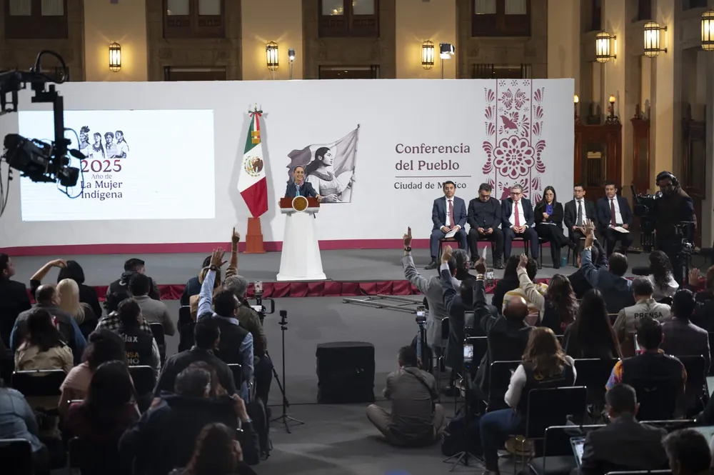 2025-08-29-Conferencia-de-prensa-matutina-Palacio-Nacional-15-SLE