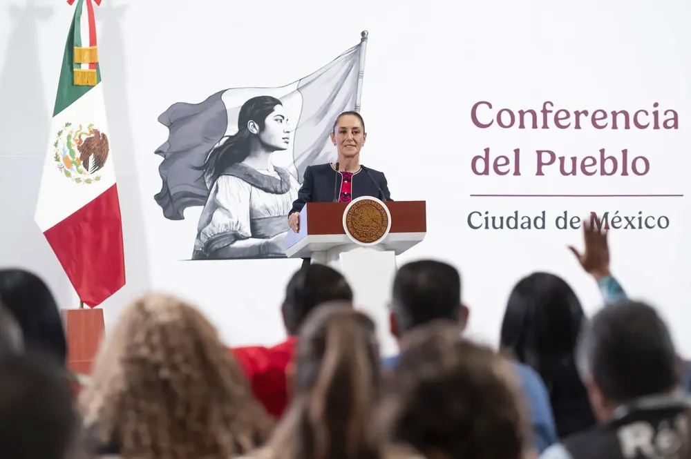 2025-04-29_Conferencia_de_prensa_matutina_-_Palacio_Nacional_12_SLE