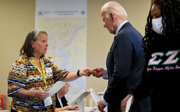 Joe Biden vota