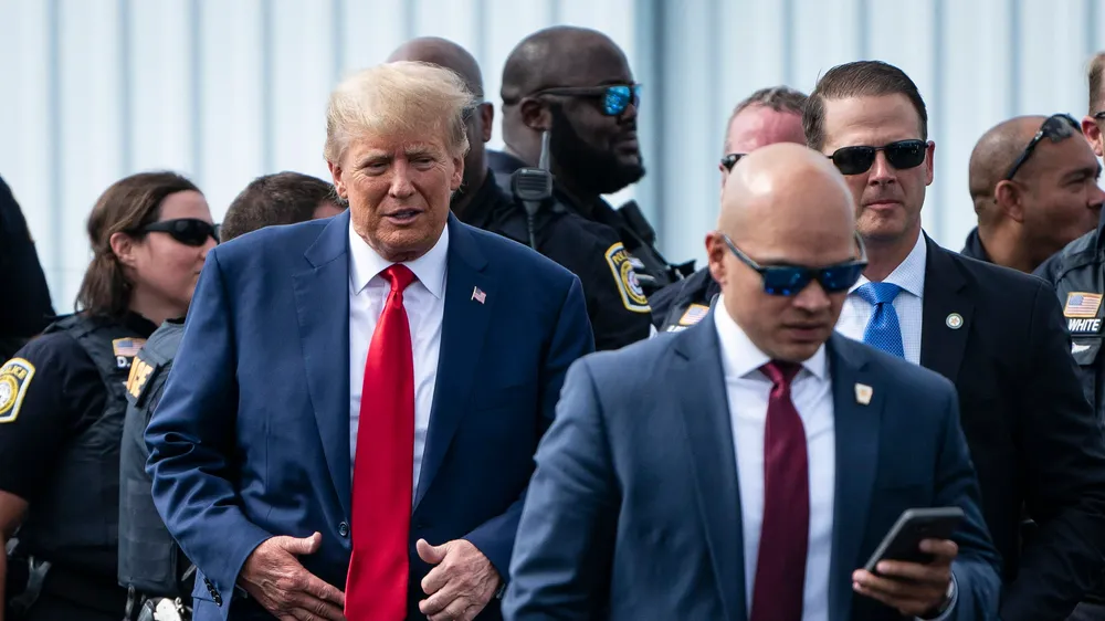 walt-nauta-trump-GettyImages-1258654493-copy