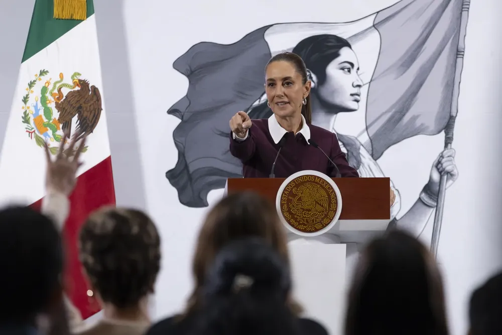 2025-05-30_Conferencia_de_prensa_matutina_-_Palacio_Nacional_01_JCB