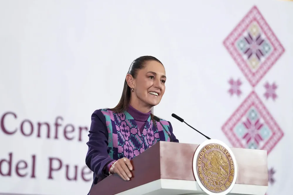 2025-12-03-Conferencia-de-prensa-matutina-Palacio-Nacional-14-HC
