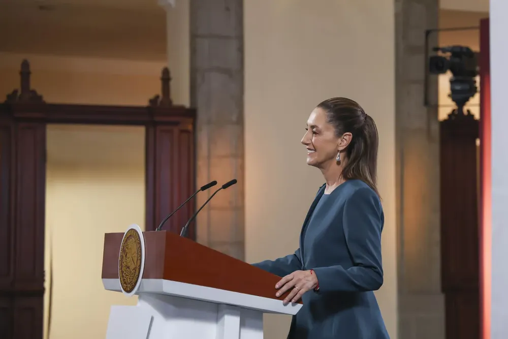 2025-05-19_Conferencia_de_prensa_matutina_-_Palacio_Nacional_01_JCB