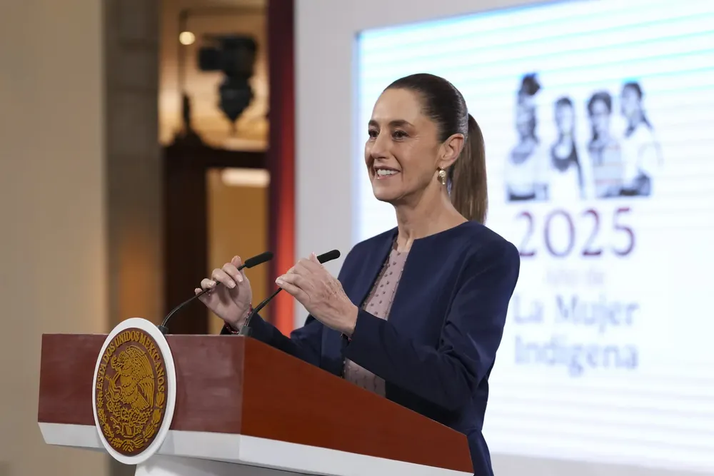 2025-09-10-Conferencia-de-prensa-matutina-Palacio-Nacional-002-HC