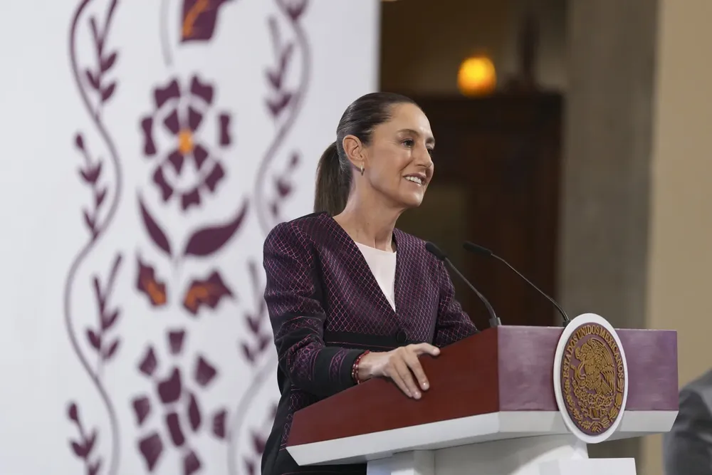 2025-05-02_Conferencia_de_prensa_matutina_-_Palacio_Nacional_03_HC