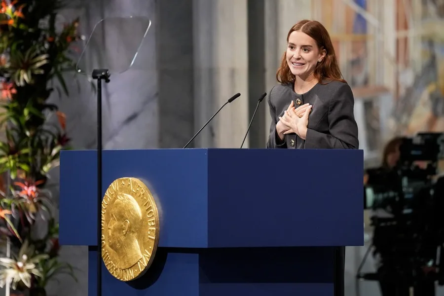 CORINA-HIJA-PREMIO