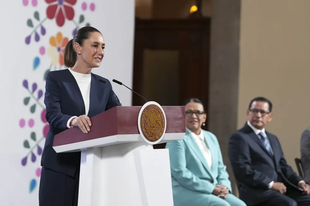 2025-06-18-Conferencia-de-prensa-matutina-Palacio-Nacional-02-HC