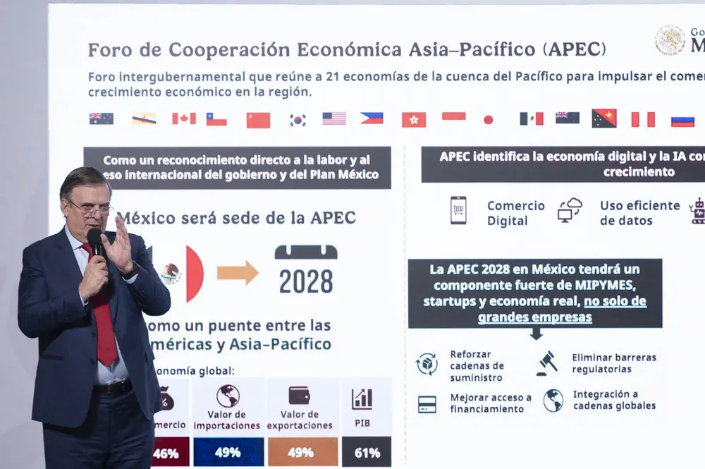 2025-11-19-Conferencia-de-prensa-matutina-Palacio-Nacional-05-SLE