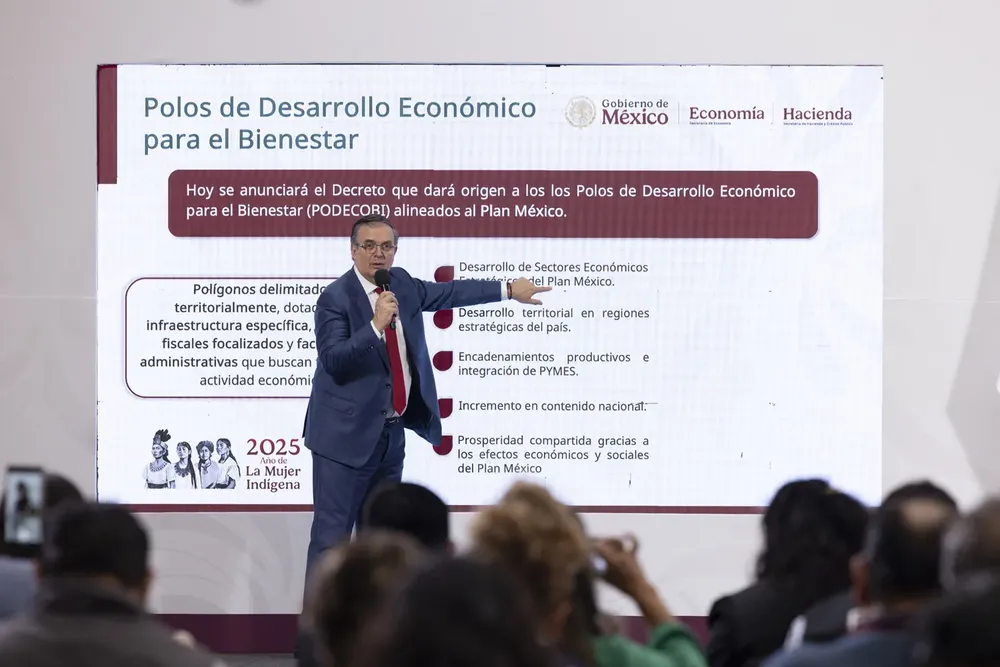 2025-05-22_Conferencia_de_prensa_matutina_-_Palacio_Nacional_14_GM