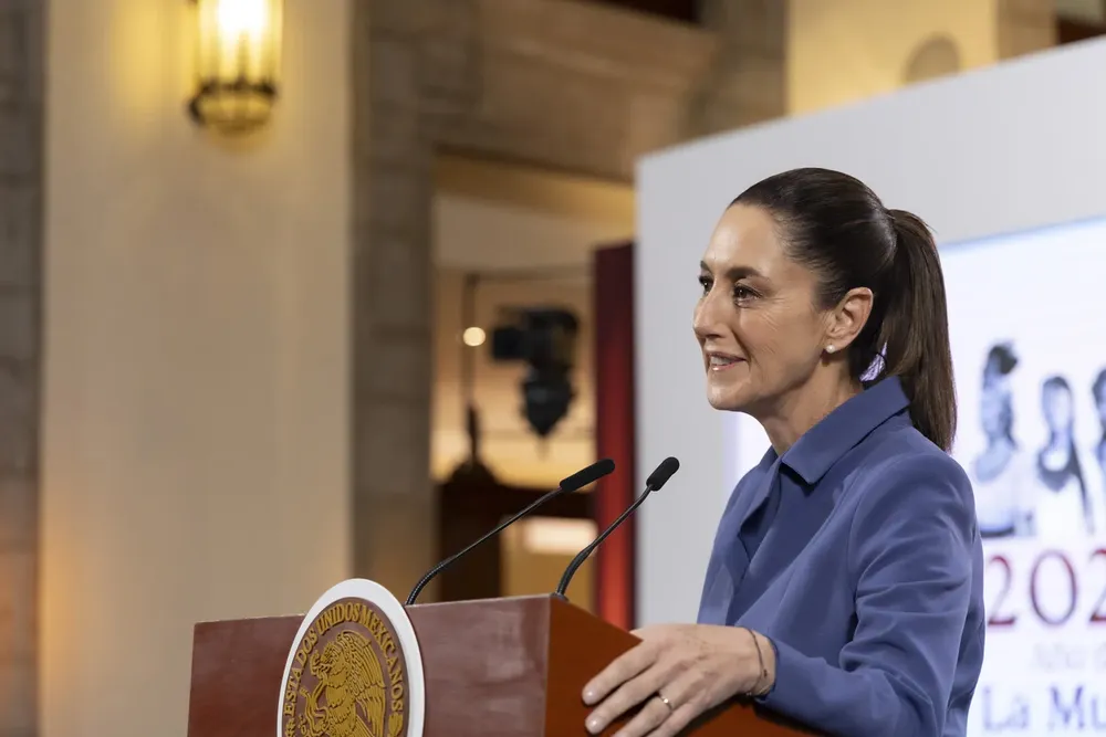 2025-06-27-Conferencia-de-prensa-matutina-Palacio-Nacional-03
