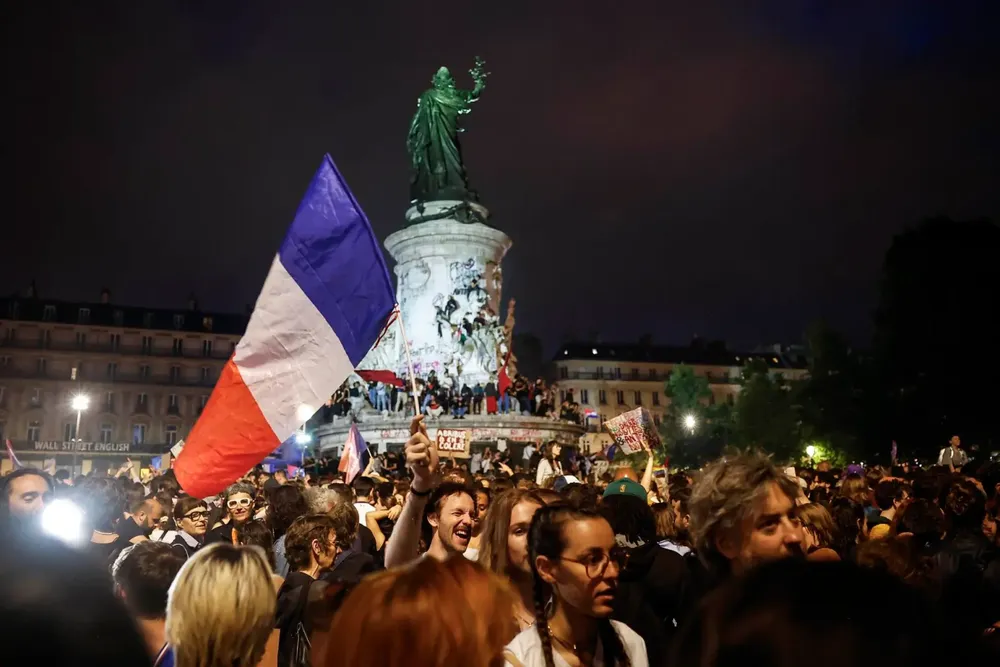 festejos-elecciones-legislativas-francia-izquierda