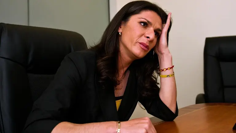 6225877D-C596-4AB2-AB8A-8DF219CF5EC7