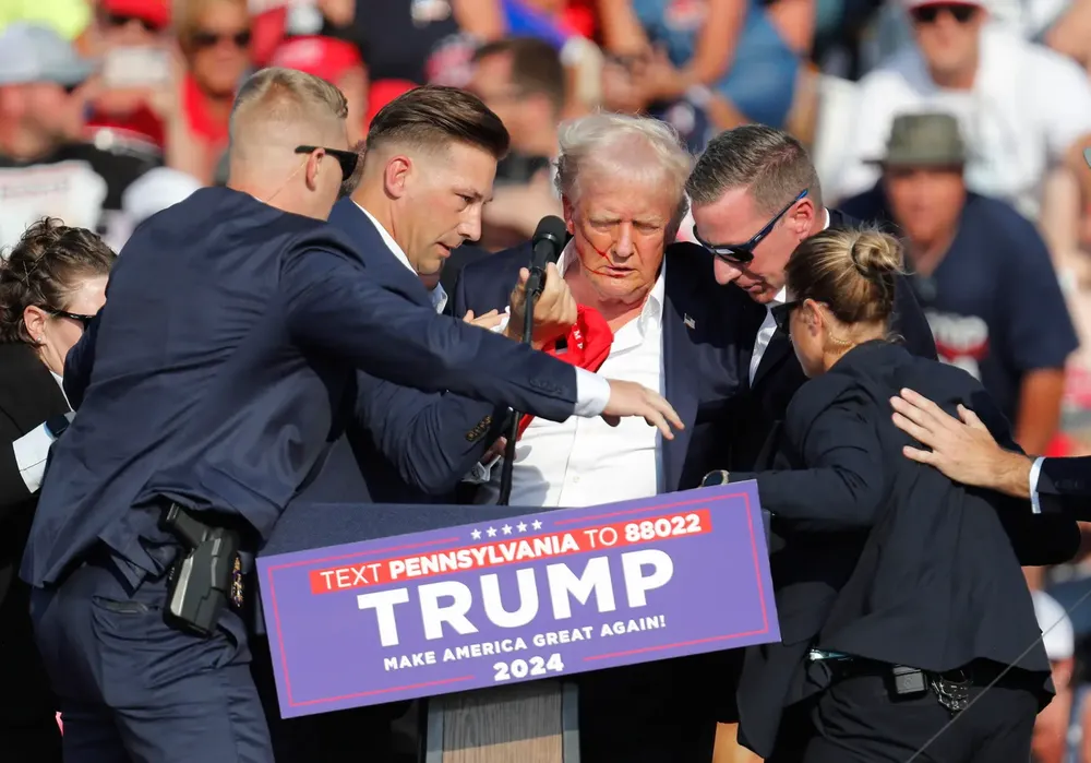 EA7004-USA-TRUMP-RALLY