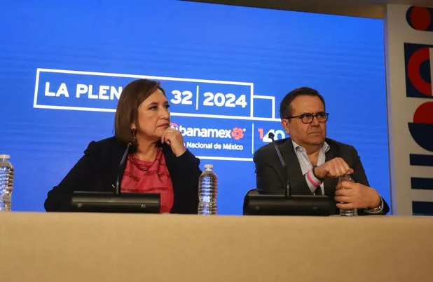 xochitl-galvez-asiste-reunion-plenaria