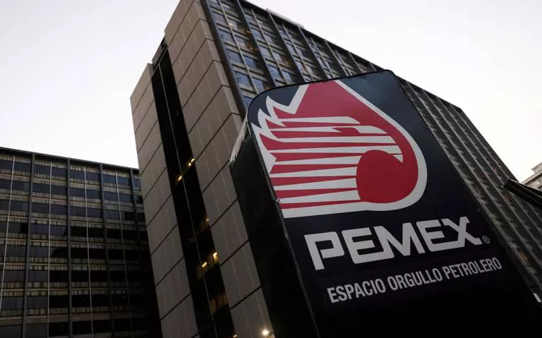 Para proteger a Pemex, bloquean reglas sobre quema de gas natural