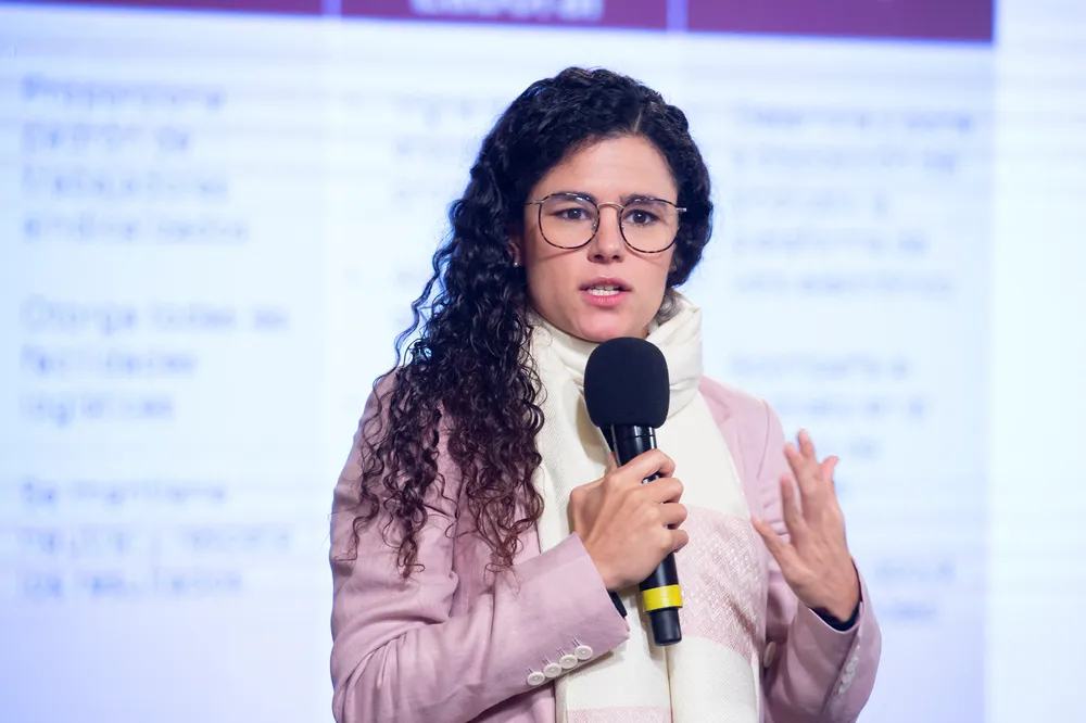 YIQHE2XIOMM7UTOAKTWRQZ4D74