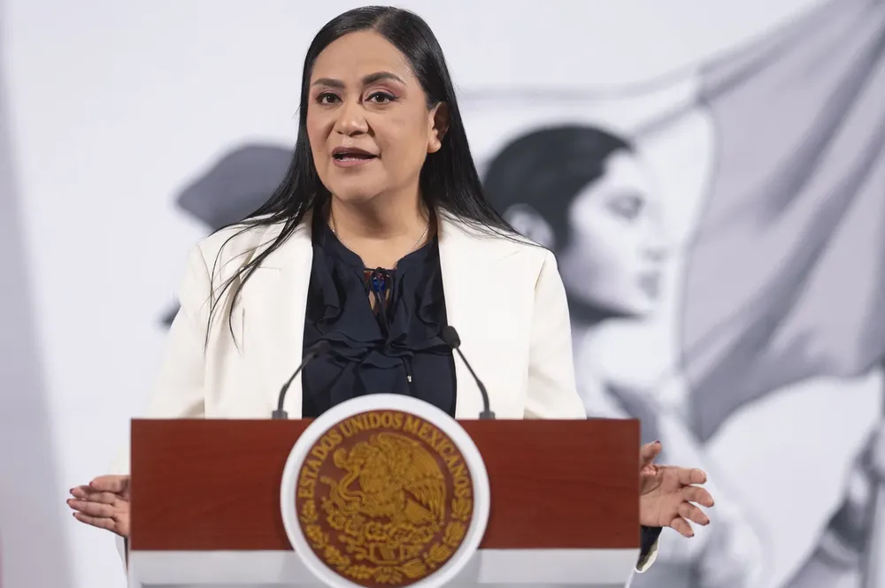 2025-04-23_Conferencia_de_prensa_matutina_-_Palacio_Nacional_24_SLE