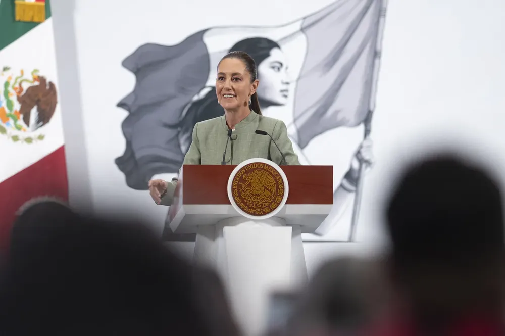2025-05-14_Conferencia_de_prensa_matutina_-_Palacio_Nacional_05_SLE