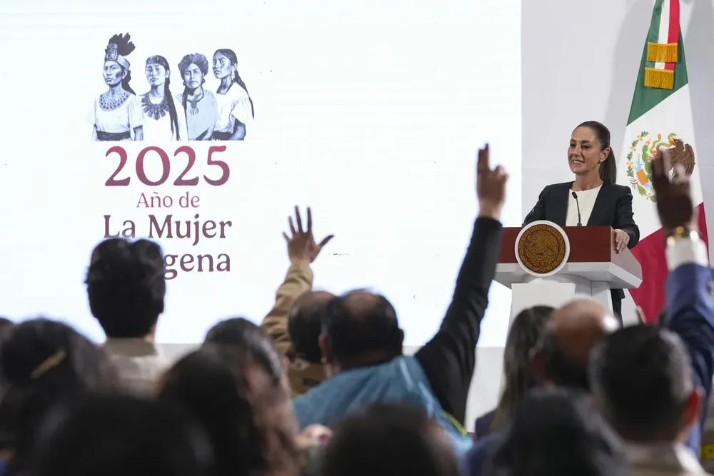 2025-05-08_Conferencia_de_prensa_matutina_-_Palacio_Nacional_09__HC