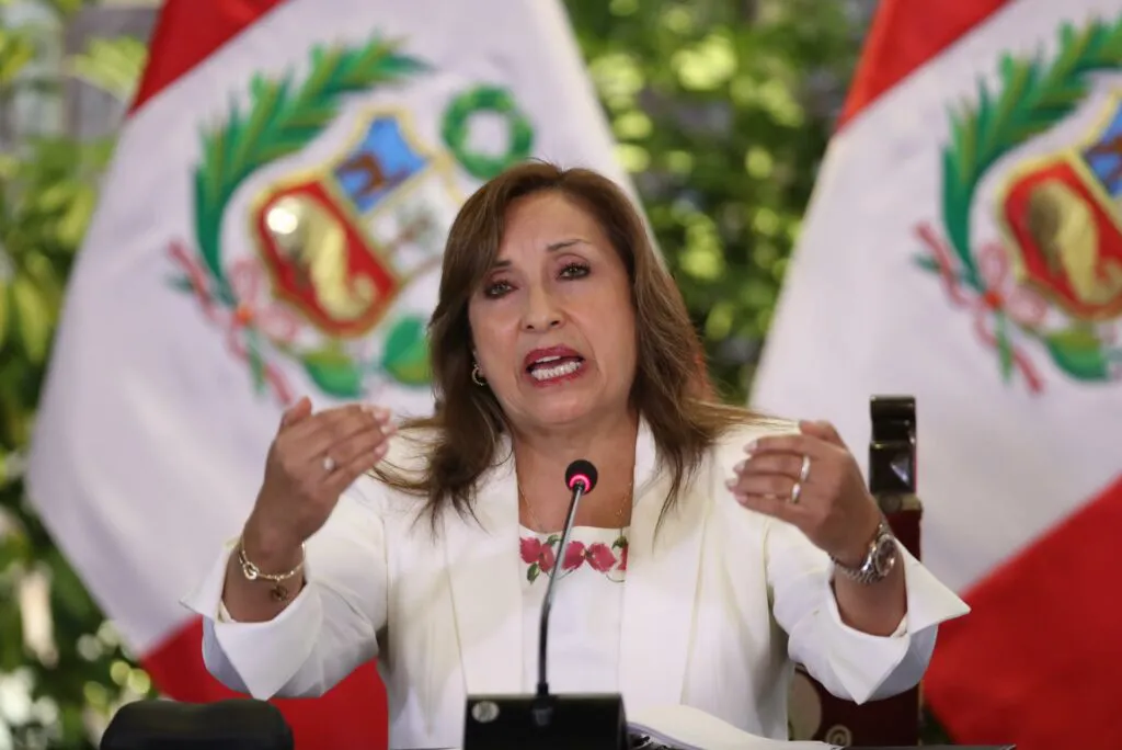dina-boluarte-peru-1024x684