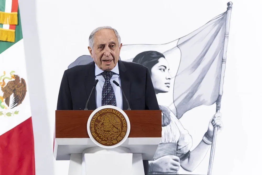2025-05-13_Conferencia_de_prensa_matutina_-_Palacio_Nacional_02_JCB