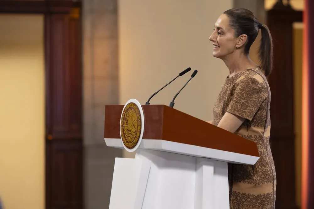 2025-05-09_Conferencia_de_prensa_matutina_-_Palacio_Nacional_02_GM