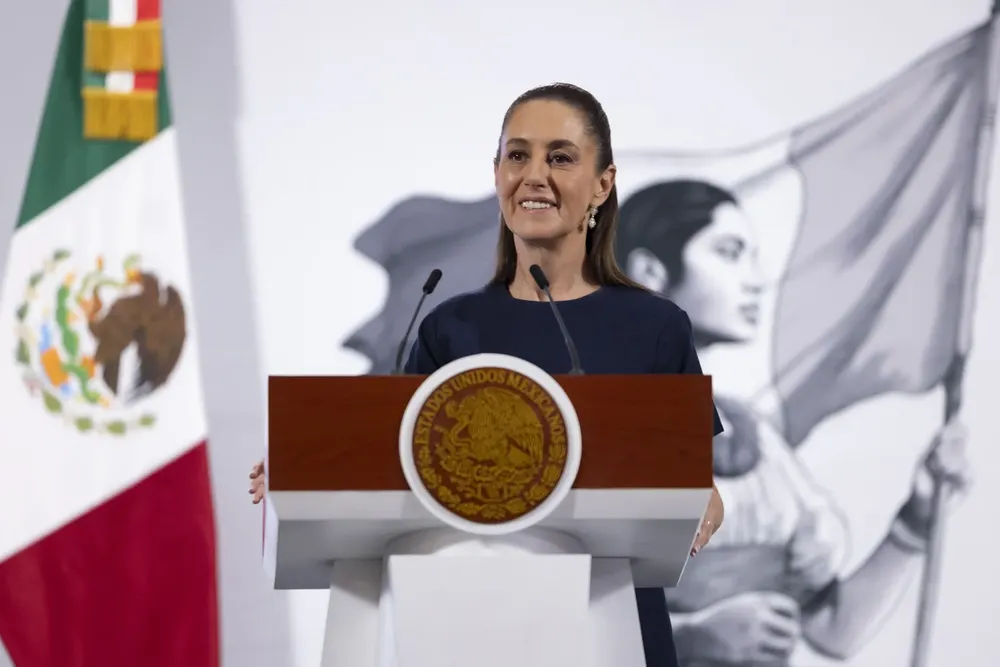 2025-05-23_Conferencia_de_prensa_matutina_-_Palacio_Nacional_02_GM