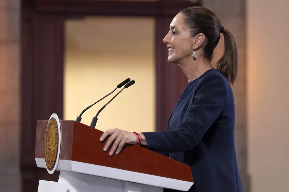 2025-05-15_Conferencia_de_prensa_matutina_-_Palacio_Nacional_05_GM