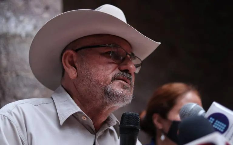 Hipólito Mora