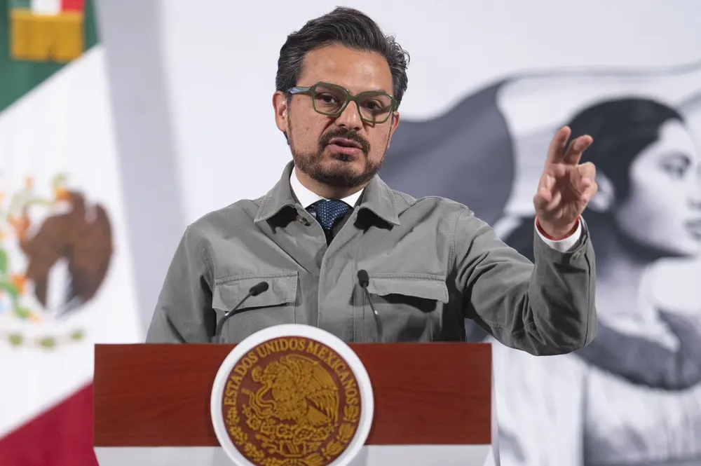 2025-04-23_Conferencia_de_prensa_matutina_-_Palacio_Nacional_27_SLE