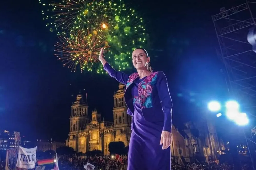 claudia-sheinbaum-morena-festejo-zocalo