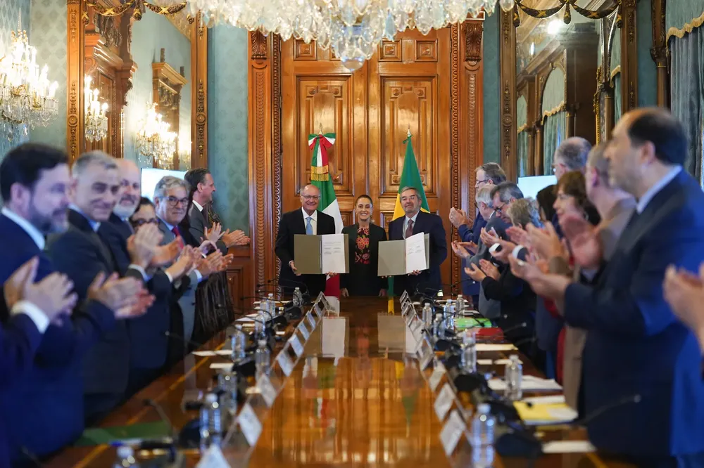 2025-08-28-REUNION-PRESIDENTA-CSP-VICEPRESIDENTE-BRASIL-3